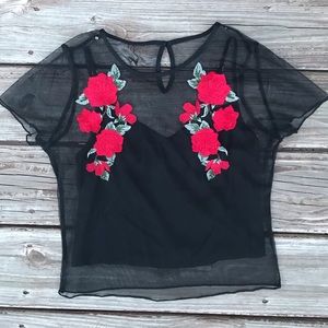 mesh rose embroidered tee!!